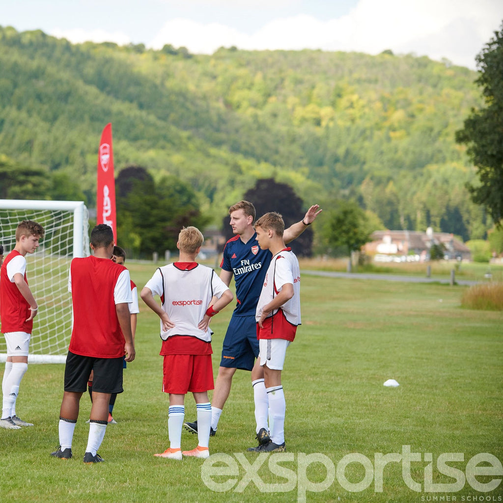 Tabara engleza si fotbal 9-15 ani, Clayesmore School, Anglia, IVI Romania 9