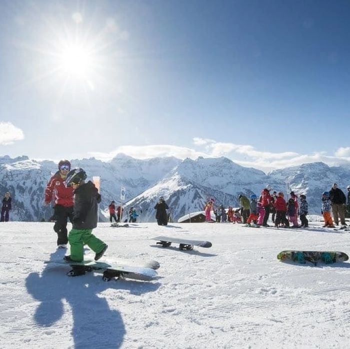 Tabara Engleza si Snowboard copii 8-17 ani in Elvetia, Braunwald 1